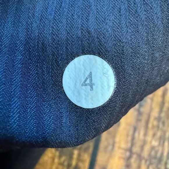 Lululemon Dance Studio Crop Pant 20" in Black 4 - Picture 6 of 7